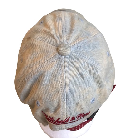 Chicago Bulls Hat Mitchell And Ness Adjustable Baseball Cap NBA Acid Wash Denim - Picture 9 of 13